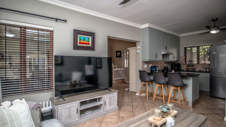 3 Bedroom Property for Sale in The Coves North West
